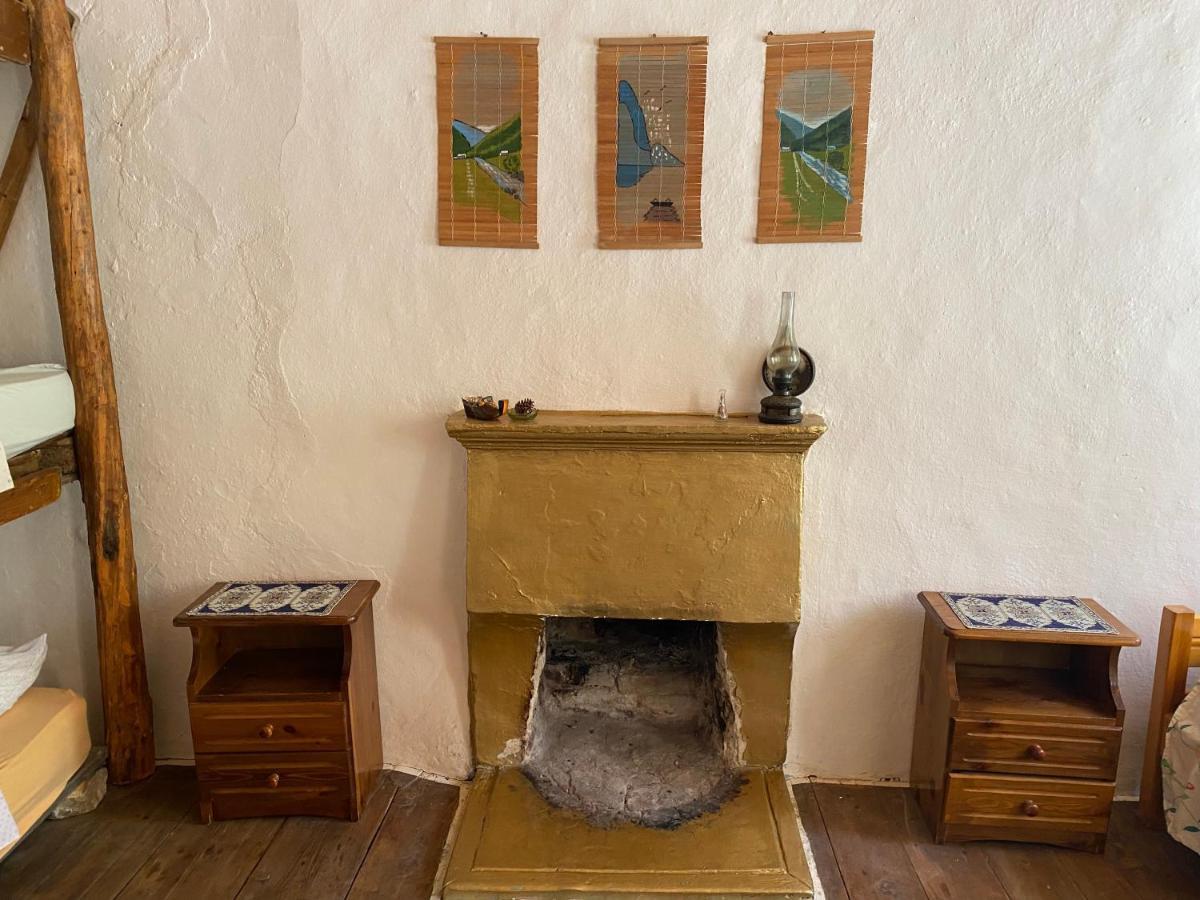 Shotgun Hostel & Guesthouse Vuno エクステリア 写真